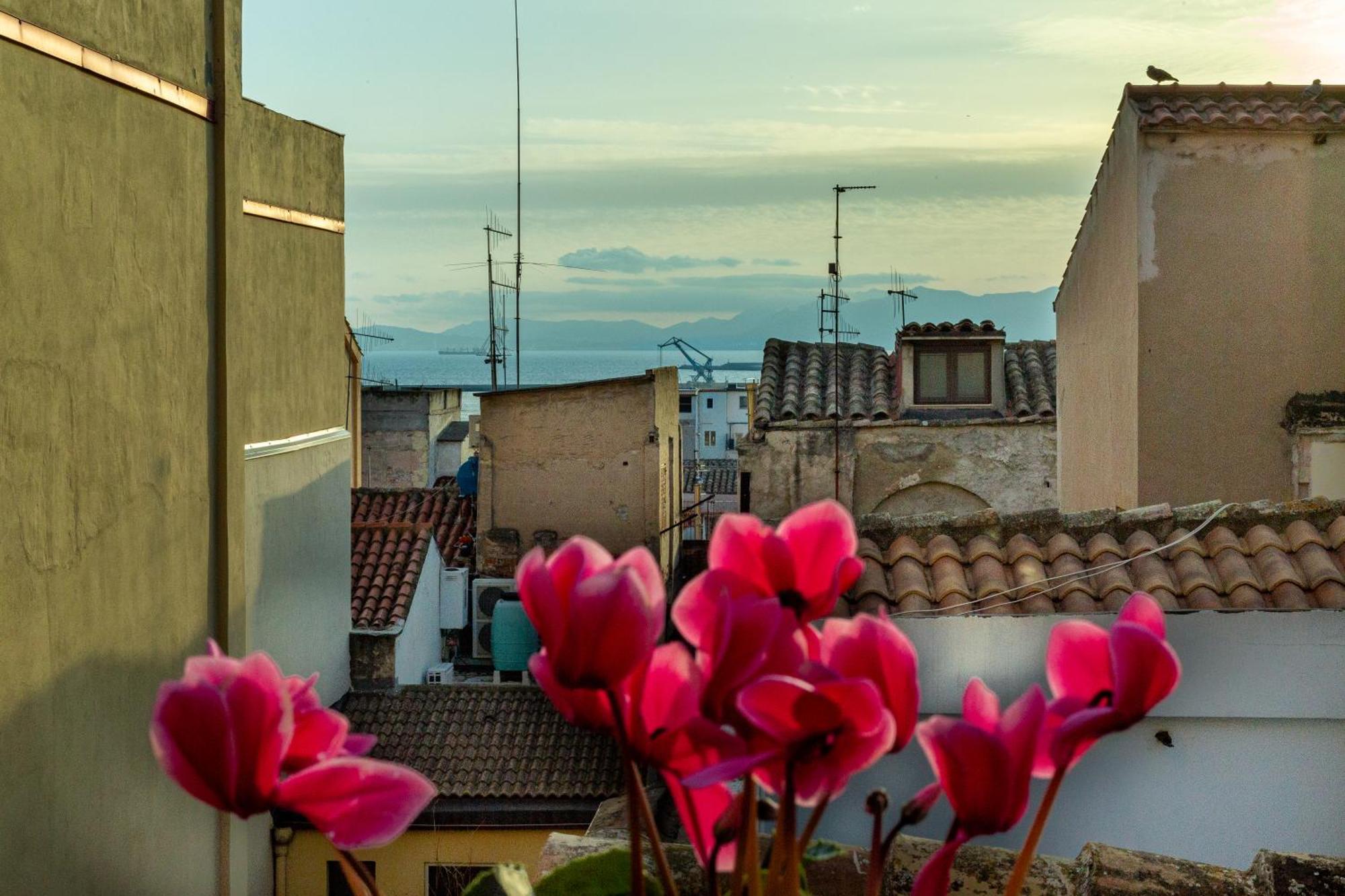 Mch-Marina Charming House Cagliari Exterior foto